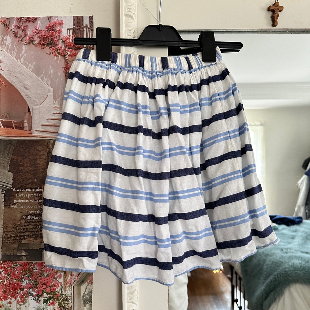 GAP Navy and Light Blue Striped Mini Skirt (small)